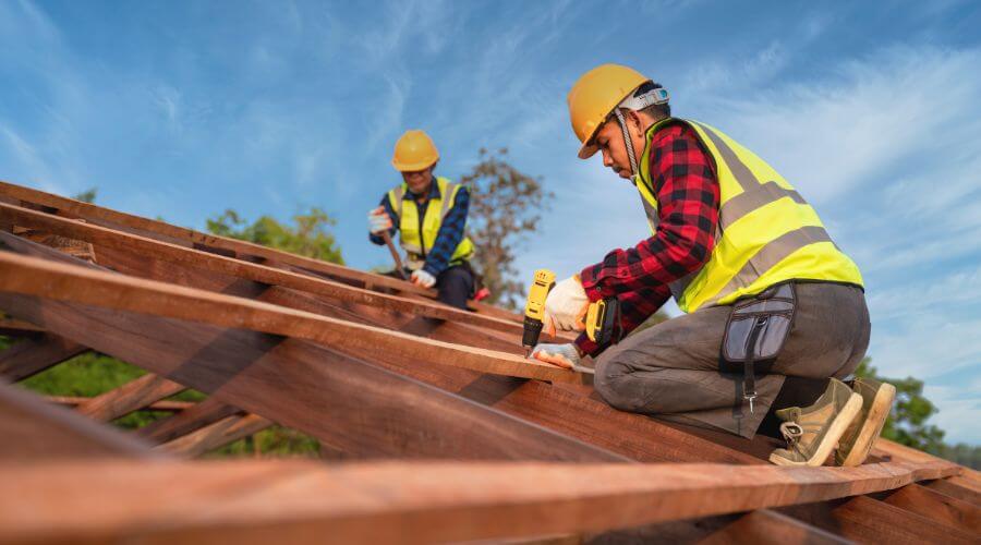 Professional Flat Roofing Installation services in Freetown, IN